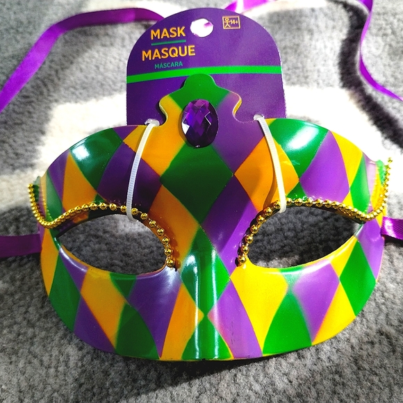 New Mardi Gras Mask/Masquerade mask - Picture 1 of 11